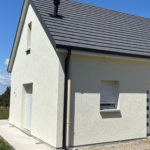 Réalisation d’un sous-enduit taloché suivi d’une finition en enduit RPE taloché sur façade à Fontenay (88)