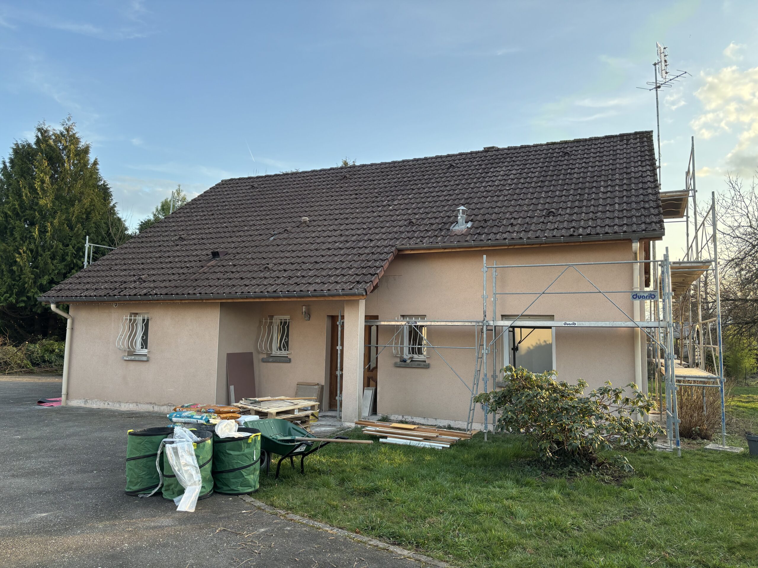 Première phase de rénovation extérieure d’une maison à Rambervillers dans les Vosges